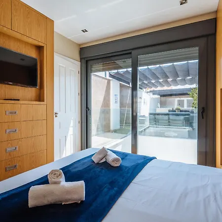 Apartment Elegant Duplex 3 Master Bedrooms And Private