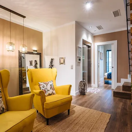Apartment Elegant Duplex 3 Master Bedrooms And Private Seville