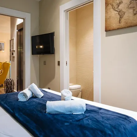 Elegant Duplex 3 Master Bedrooms And Private Apartment *