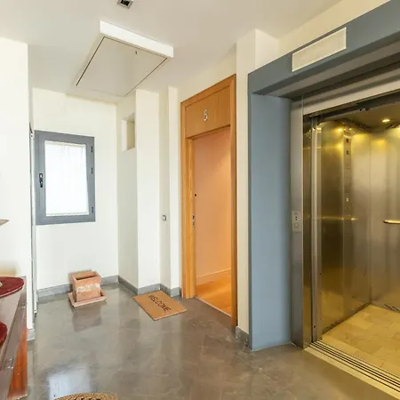 Apartment La Maestranza Charming One Or Two Bedrooms By Cityzen