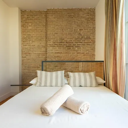 Apartment La Maestranza Charming One Or Two Bedrooms By Cityzen