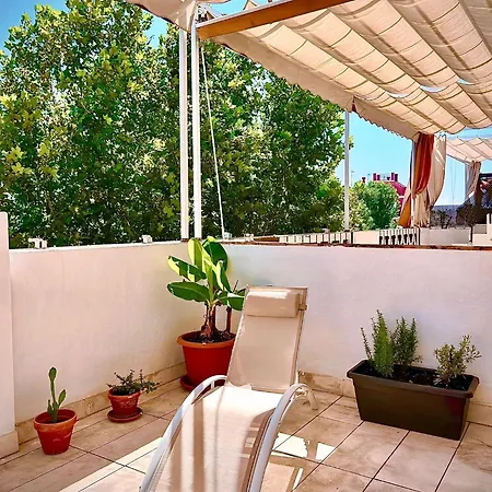 Apartment Charming 2 Bedroom Boutique Triplex With Private Terrace At Center By Cityzen