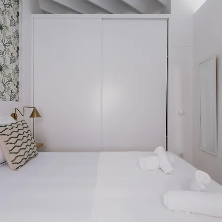 New - Family Next To Duenas Palace Apartment Seville