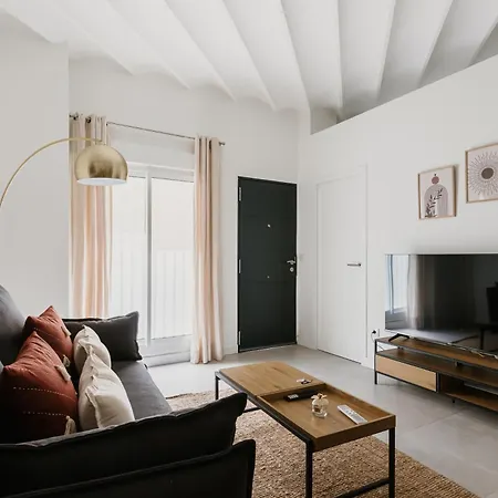 Apartment New - Family Next To Duenas Palace Seville
