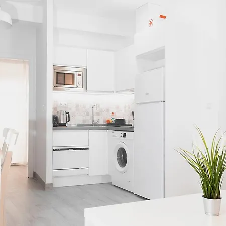 Old Town 3 Bedrooms 2 Bathrooms Wifi Apartment *