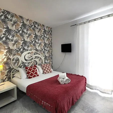 Reservaloen Mariano De Cavia Apartamento