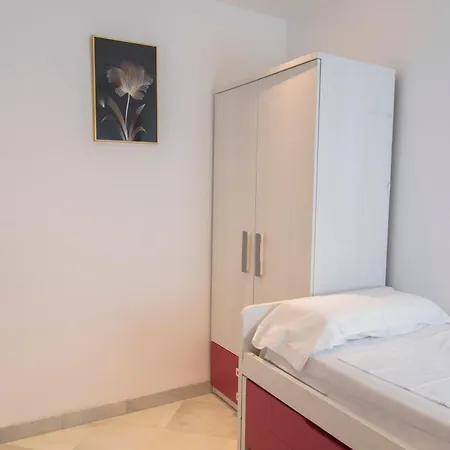 Nightinsevilla Bailen Free Parking Sevilla
