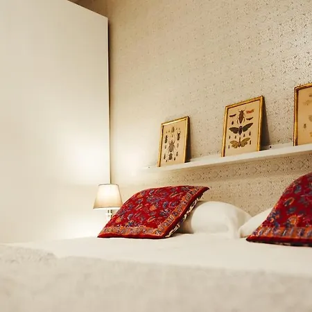 Stylish Andalusian House In Historical Center Seville