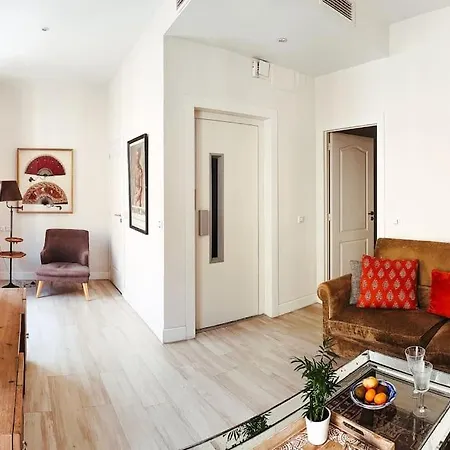 Stylish Andalusian House In Historical Center