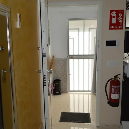 Encanto Trianero Amplio Y Comodo Apartment Seville