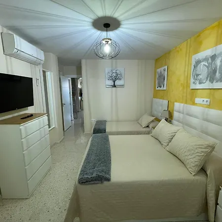 Encanto Trianero Amplio Y Comodo Apartment Seville