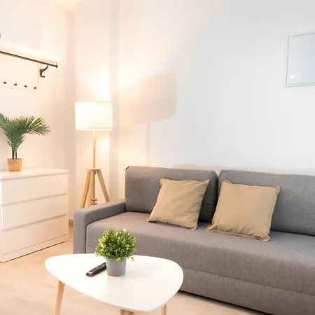 Estudio Con Jacuzzi Privado En El Barrio De Triana Apartment