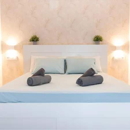 Apartment Estudio Con Jacuzzi Privado En El Barrio De Triana
