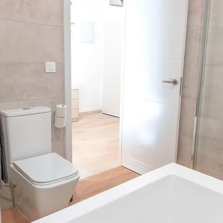 Acogedor Estudio En Triana Con Jacuzzi Y Wifi Seville