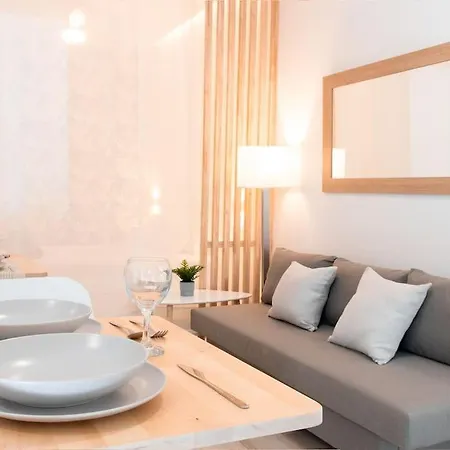 Acogedor Estudio En Triana Con Jacuzzi Y Wifi