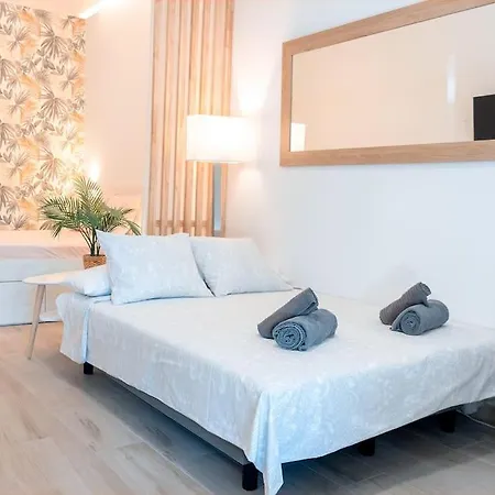 Apartment Acogedor Estudio En Triana Con Jacuzzi Y Wifi
