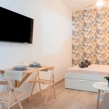 Apartment Acogedor Estudio En Triana Con Jacuzzi Y Wifi *
