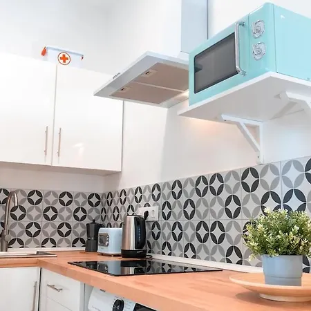 Acogedor Estudio En Triana Con Jacuzzi Y Wifi Seville