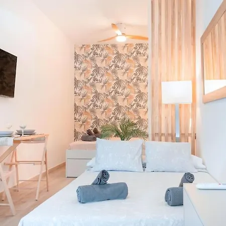 Acogedor Estudio En Triana Con Jacuzzi Y Wifi Seville