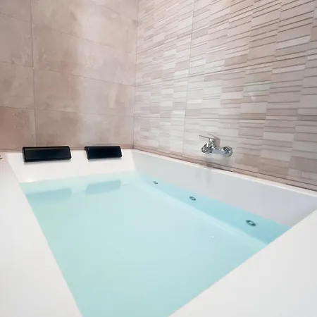 Apartment Estudio Jacuzzi Con Encanto En Triana