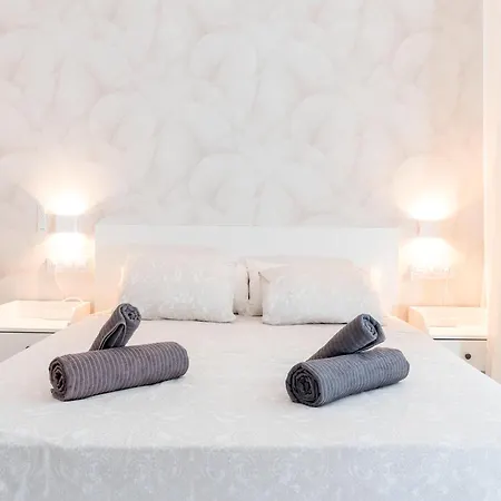 Estudio Con Jacuzzi Privado En Triana Seville