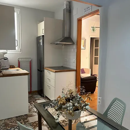 Apartment Beautiful And Bright- 1bd 1bth- Center Seville