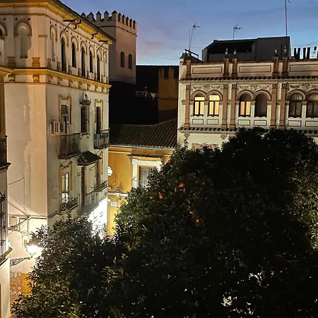Plaza De Dona Elvira Alcazar Apartment