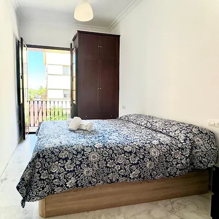 Apartment Con Balcon Castilla Triana Seville