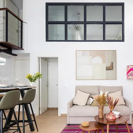 Apartment New Charming Duplex With Private Patio