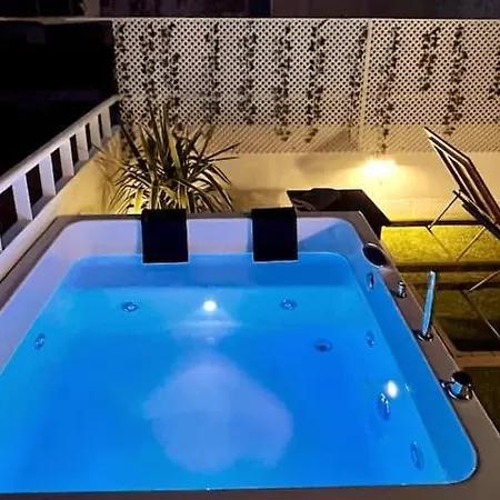 Apartment Atico Duplex Centro Con Jacuzzi Y Terraza Privada