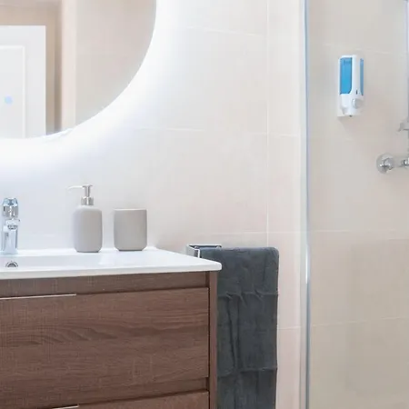 Atico Duplex Centro Con Jacuzzi Y Terraza Privada Apartment *