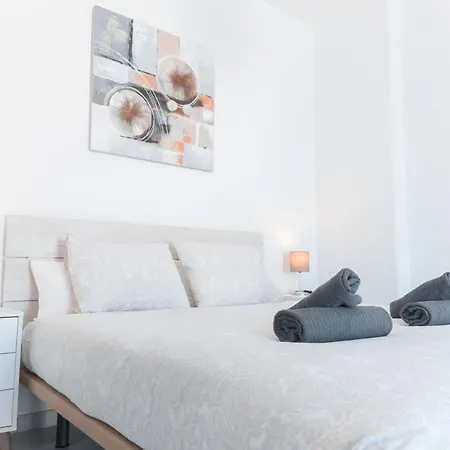 Atico Duplex Centro Con Jacuzzi Y Terraza Privada