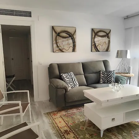 Appartement Reformado Parking Gratis Santa Justa