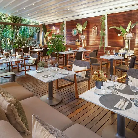 Hotel Melia Lebreros 4*