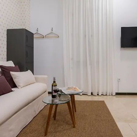 Apartment Avanti Cartuja *