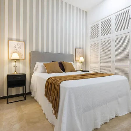 Avanti Cartuja Apartment *