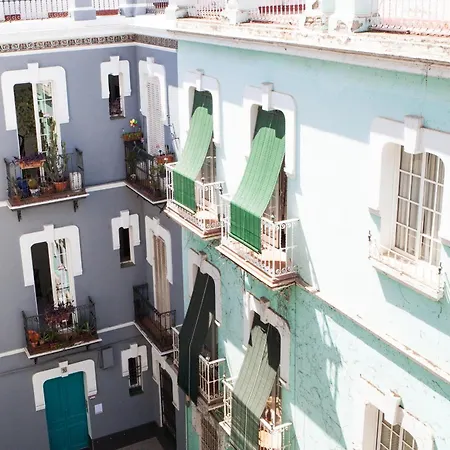 Zona Alameda De Hercules Silencioso * Seville