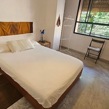 Centrally Located In Old Palace House Apartment