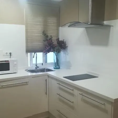 Familiar Macarena Apartment *