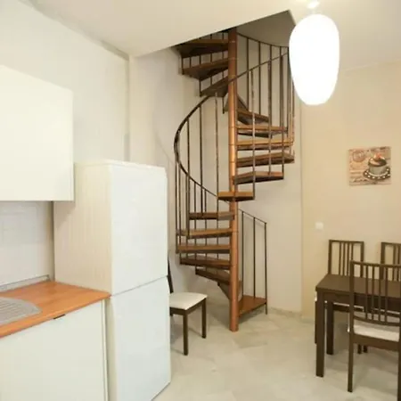 Walk To The Cathedral Duplex Arenal Apartment