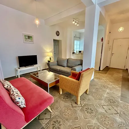 Acogedor 8pax 4bdr 2bth - Cozyhomesevilla1 Apartment