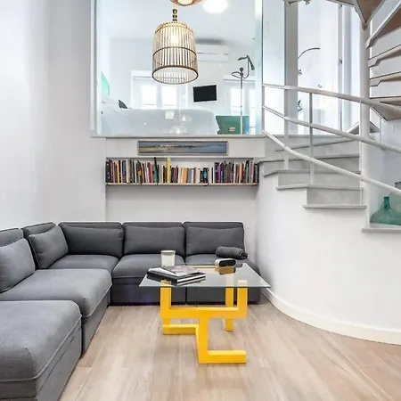Impresionante Duplex Con Terraza Propia Seville