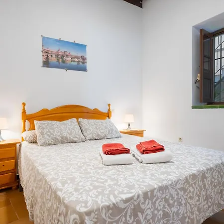Apartment En Puente Triana *