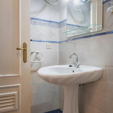 Apartment En Puente Triana Seville