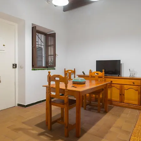 Apartment En Puente Triana Seville