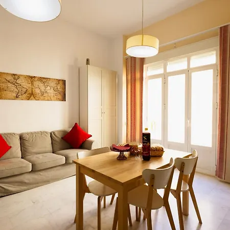 Acogedor En Triana Apartment