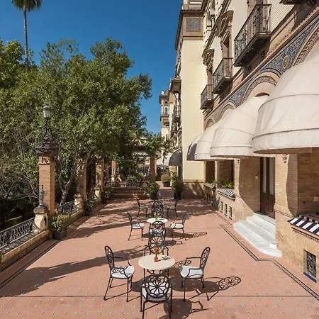 Alfonso Xiii, A Luxury Collection Hotel, Hotel