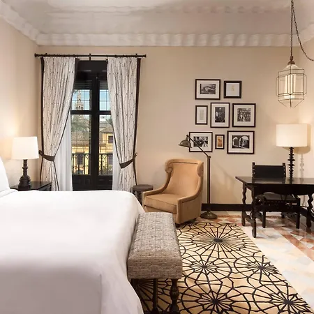 Alfonso Xiii, A Luxury Collection Hotel, Hotel
