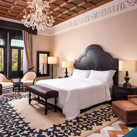 Alfonso Xiii, A Luxury Collection Hotel, 5*