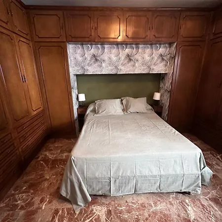 Apartment Amplio Plaza Nueva